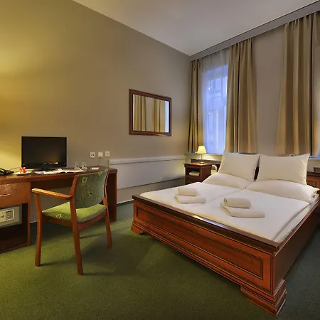 Three Crowns Hotel Prague