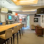 Three Crowns Otel 3*