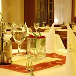 Otel Three Crowns