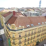 Three Crowns Otel Prag