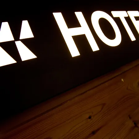 Hotell Three Crowns