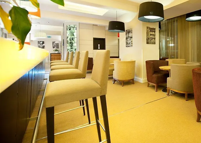 Hotel Three Crowns 3*