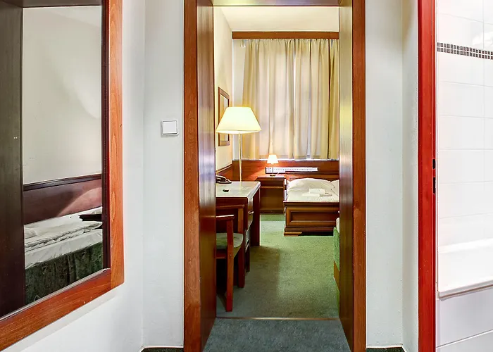 Three Crowns 3* Praag