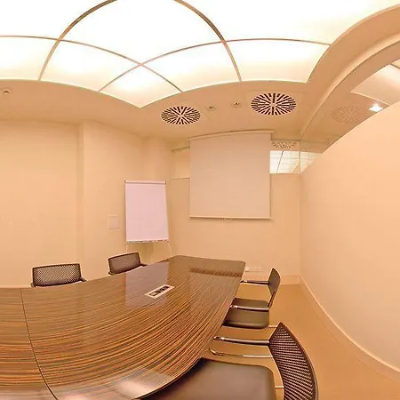 布拉格三皇冠酒店 酒店 3*