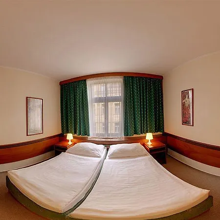 布拉格三皇冠酒店 布拉格