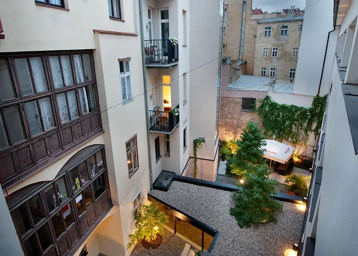 Three Crowns 3* Prag