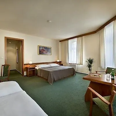 酒店 布拉格三皇冠酒店